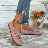 Nádia - Mocassins clássicos com detalhes em borlas