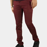 Daniel™ | Calças Slim Fit Essenciais