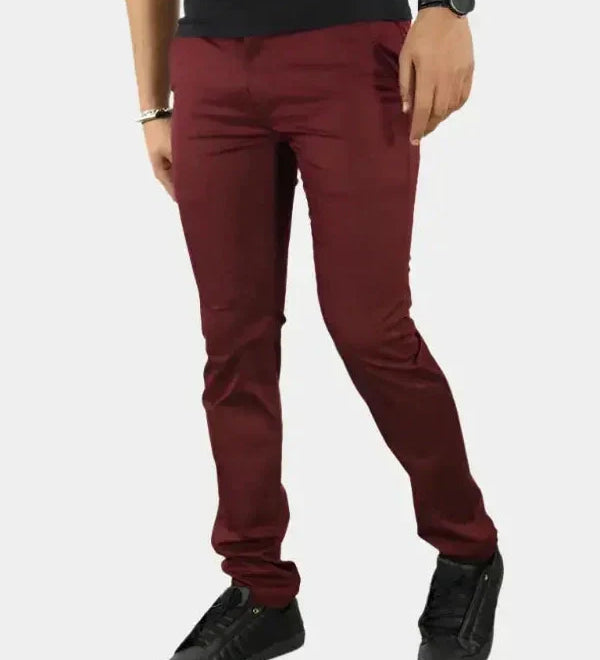Daniel™ | Calças Slim Fit Essenciais