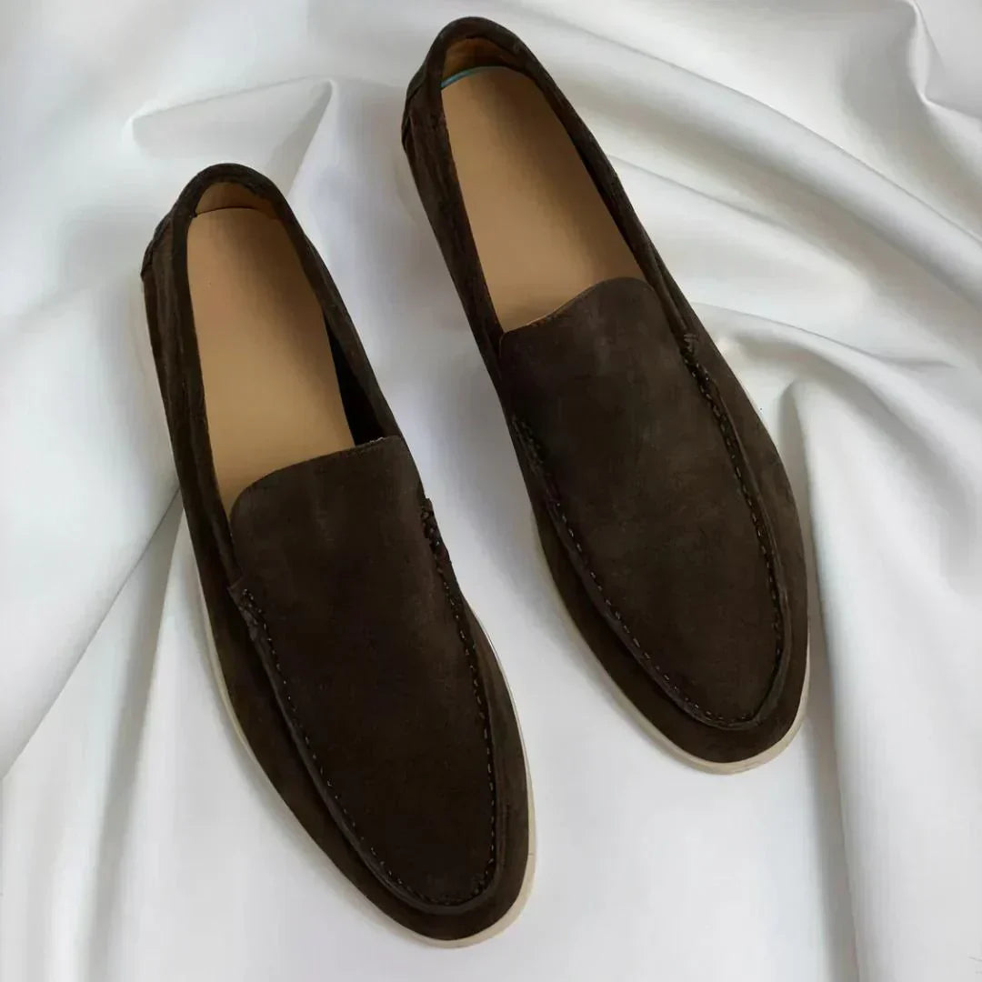 Mocassins Elegantes em Camurça