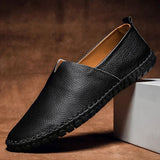 Mocassins de Couro Feitos à Mão