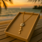 Alexandra - Colar Dourado com Conjunto de Pérolas